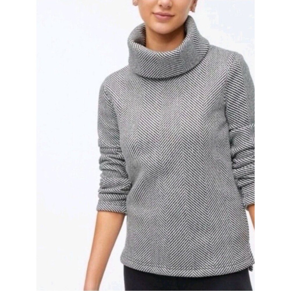 J. Crew Black & White Herringbone Turtleneck Knit Sweater Long Sleeve Size S